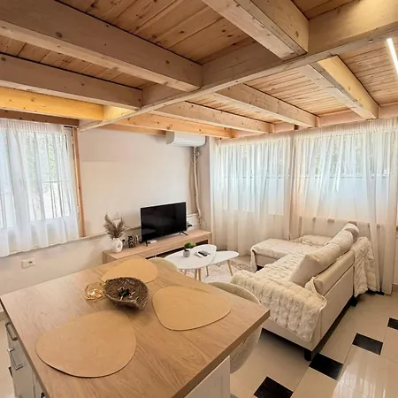 Apartmán Injoy Tirana